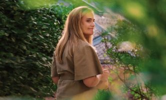 Weekend Fuel: Pernille, Humanly Possible, Bloom